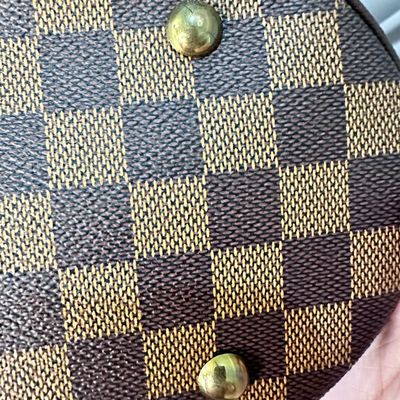 LV棋盤格水桶包-4