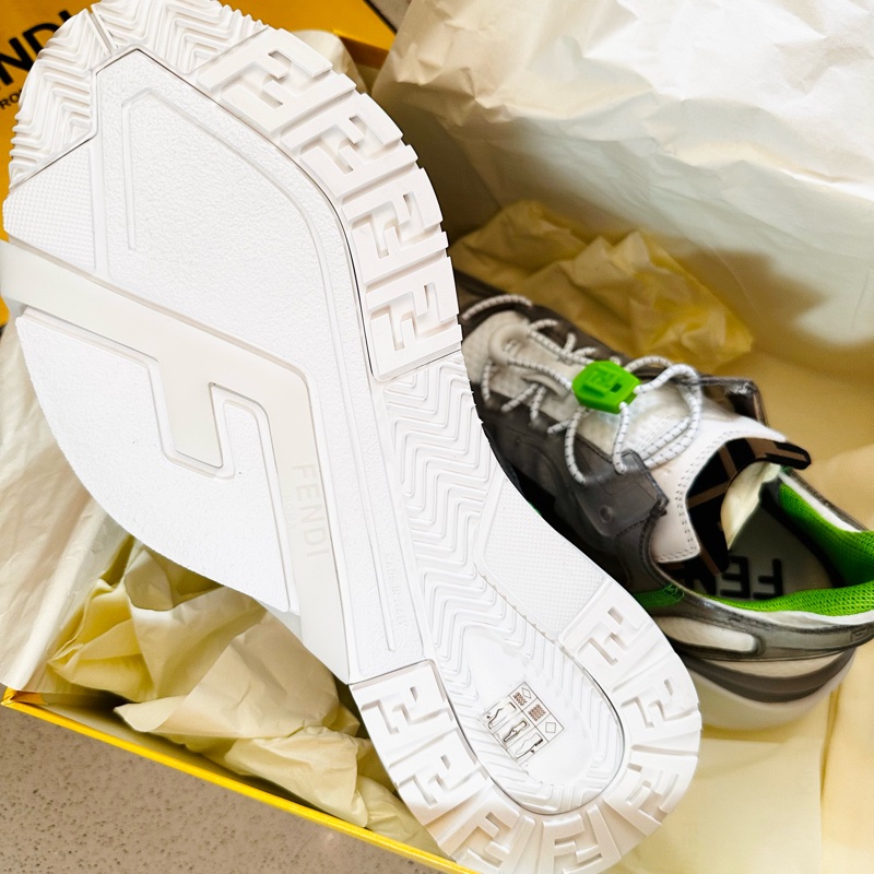 FENDI Flow Sneakers Size 6 / EU40-2
