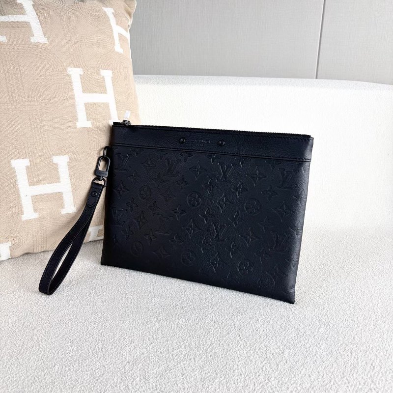 LV Pochette To-Go手拿包  芯片款 黑色 磨砂黑扣 29*21 99新配件塵袋-3