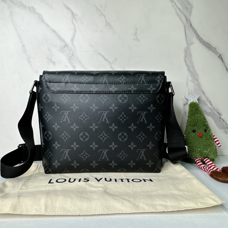 LV 全新District郵差包-1