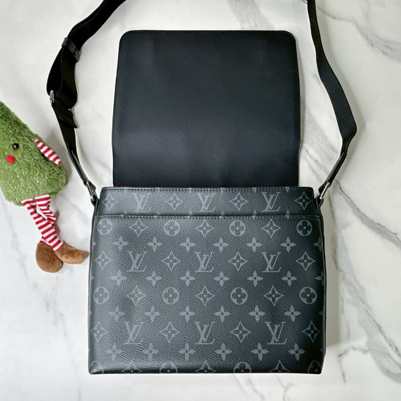 LV 全新District郵差包-4