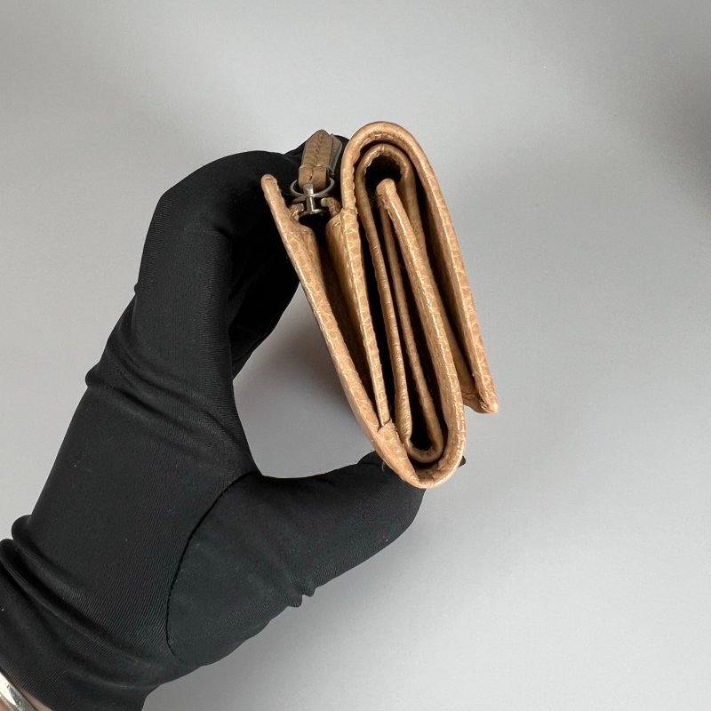 GUCCI 544407  膚色三折短夾-3