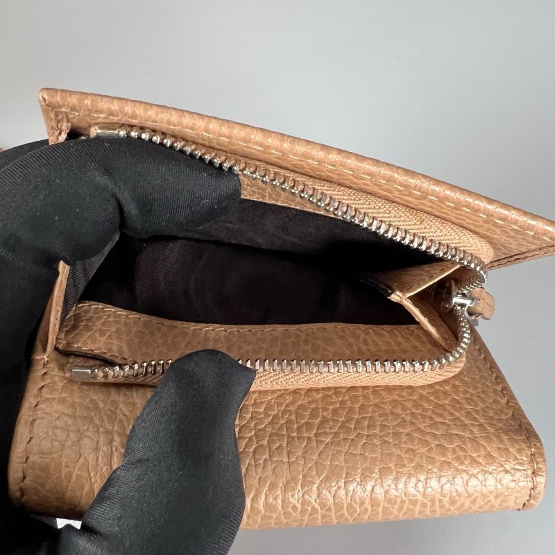 GUCCI 544407  膚色三折短夾-7