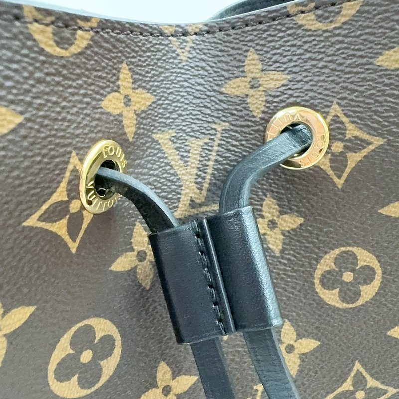 LV老花拚黑色內裡MM束口水桶包M44020-10