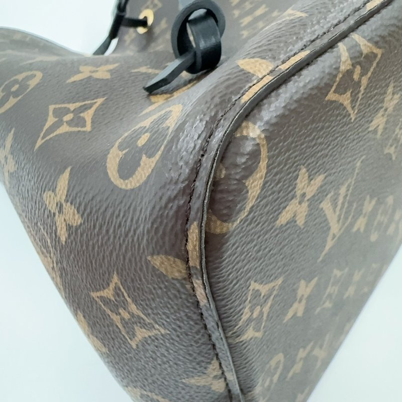 LV老花拚黑色內裡MM束口水桶包M44020-12