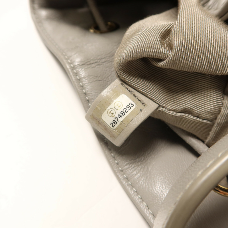 CHANEL 羊皮皮革Backpack金扣背包-6