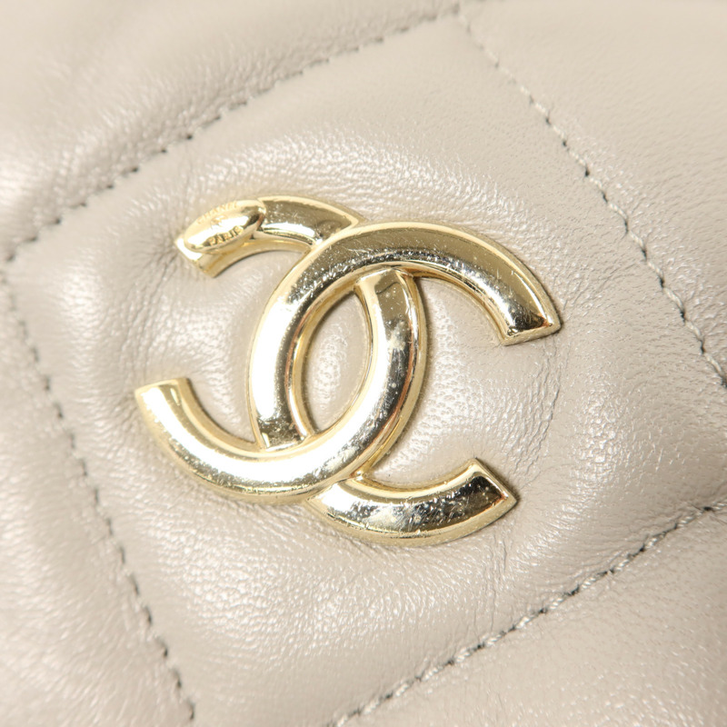 CHANEL 羊皮皮革Backpack金扣背包-12