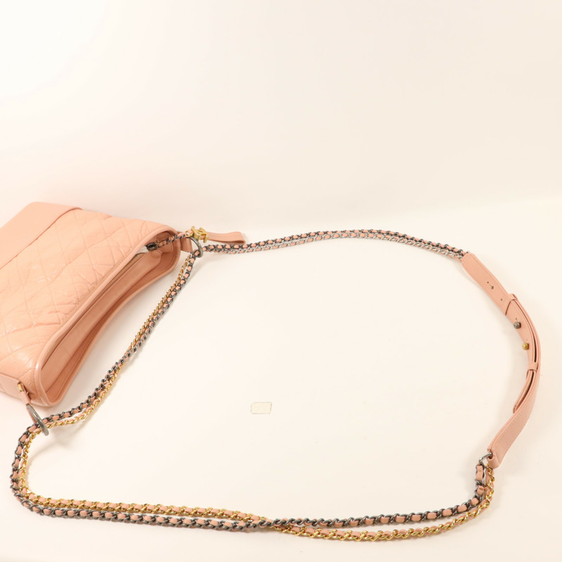CHANEL 牛皮皮革Gabrielle Medium鏈帶肩背袋-7