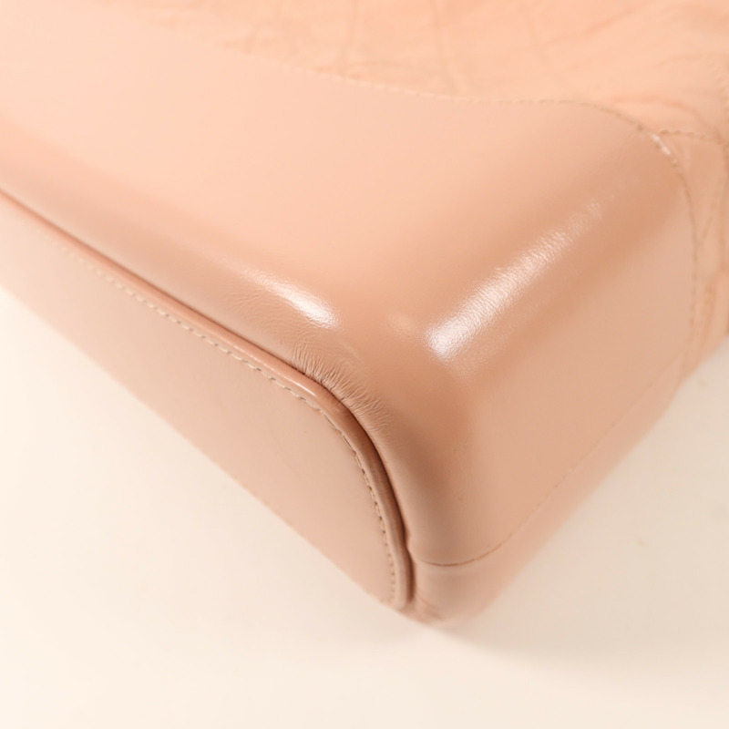 CHANEL 牛皮皮革Gabrielle Medium鏈帶肩背袋-15