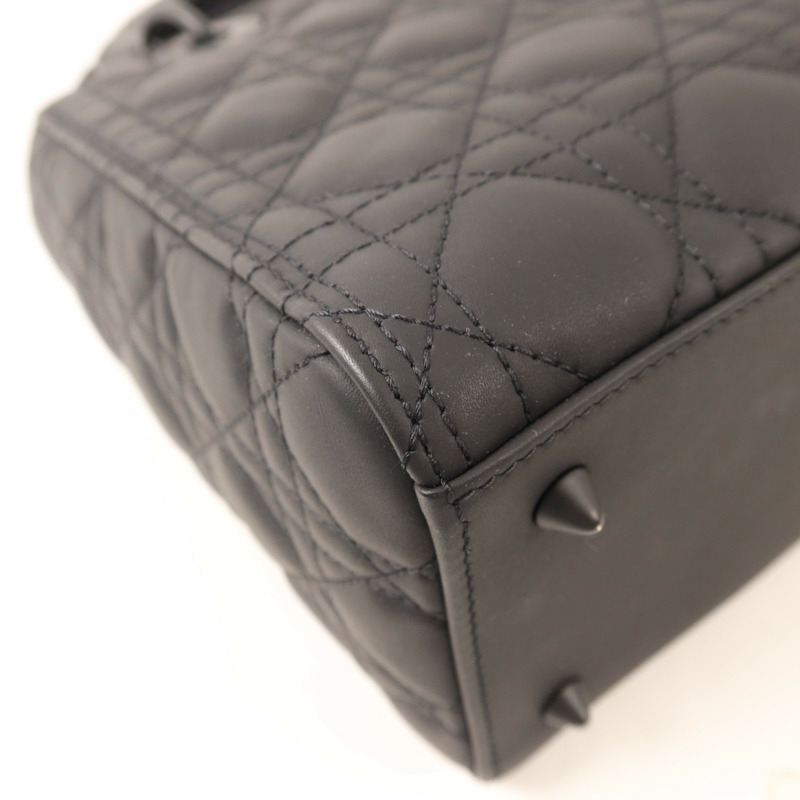 Dior 牛皮皮革Lady Dior Medium手挽肩背兩用袋-12