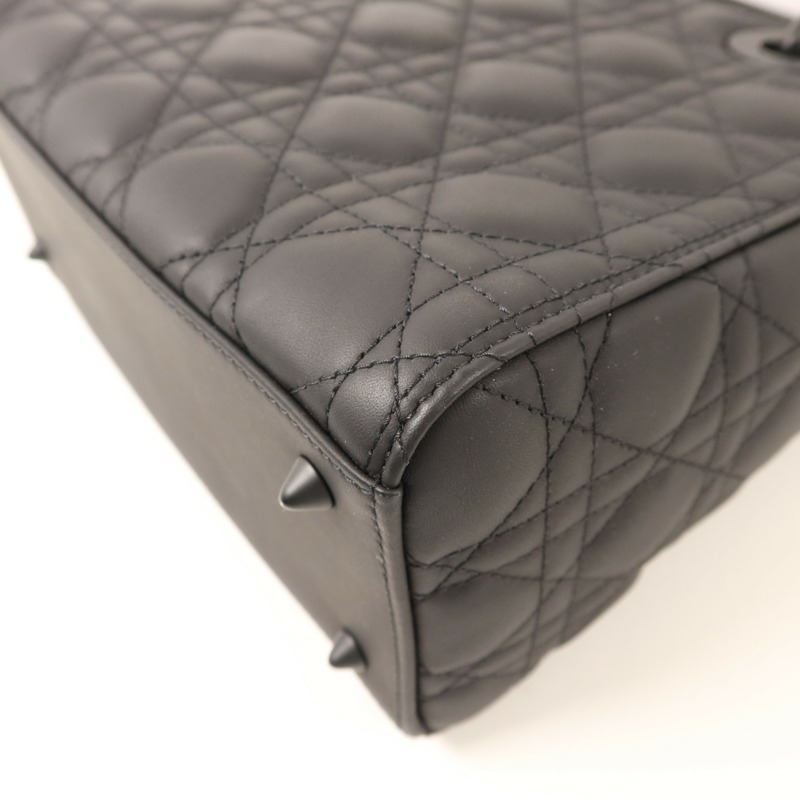 Dior 牛皮皮革Lady Dior Medium手挽肩背兩用袋-13