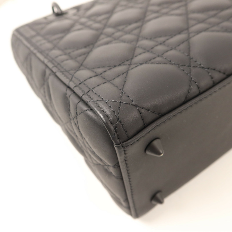 Dior 牛皮皮革Lady Dior Medium手挽肩背兩用袋-14