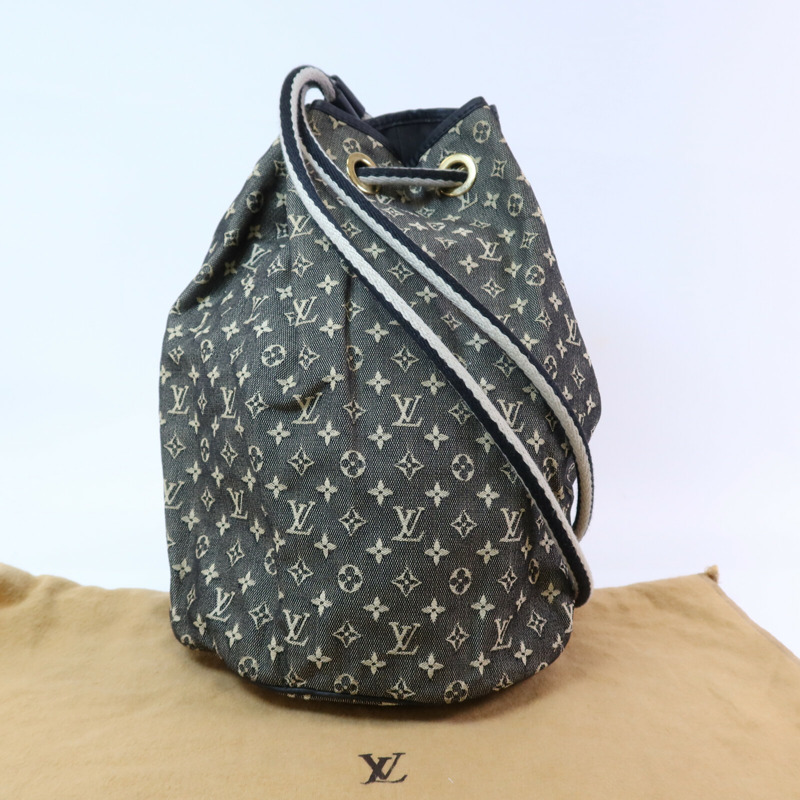 LOUIS VUITTON Monogram Mini Lin Betsy金扣背包-9