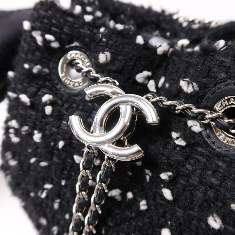 CHANEL Tweed Drawsting Bag銀扣手挽袋-6