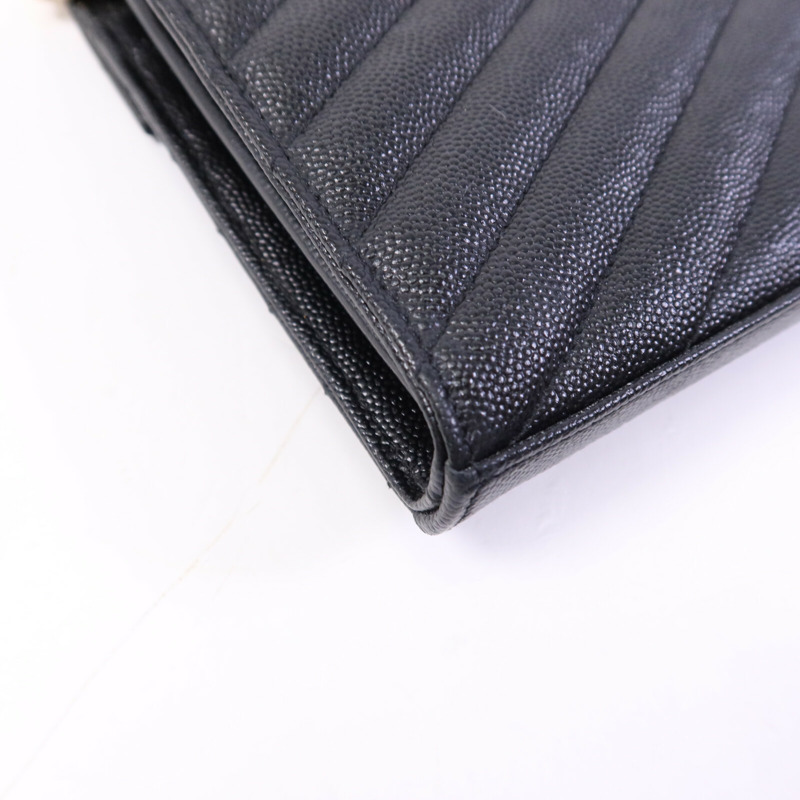 SAINT LAURENT 牛皮皮革Cassandre Envelope金扣鏈帶肩背袋-12