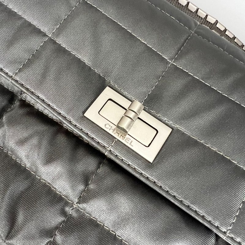 CHANEL 2.55尼龍蛇鍊米蘭背帶 尼龍灰 保卡款5開-5