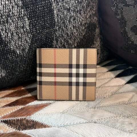 BURBERRY 格紋八卡對開短夾
