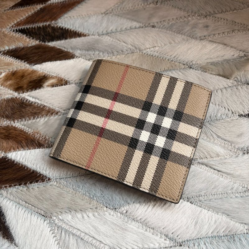 BURBERRY 格紋八卡對開短夾-1