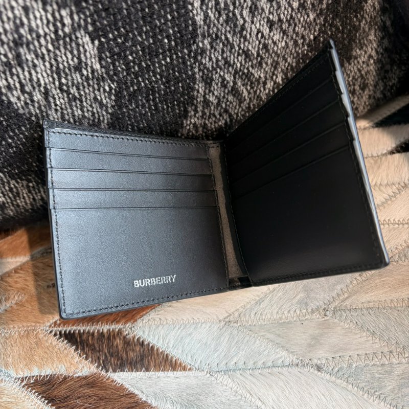 BURBERRY 格紋八卡對開短夾-2