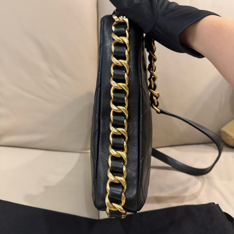 Chanel 香奈兒 Hobo嬉皮肩背包/斜背包/晶片款/97新美品-7