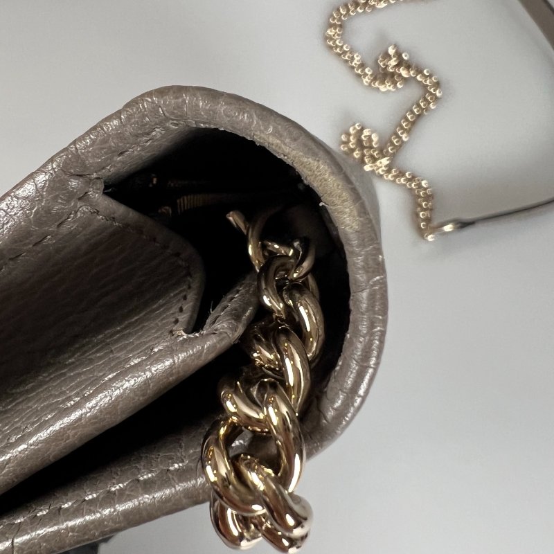 GUCCI 615523 灰SOHO 鐵牌肩背包-8