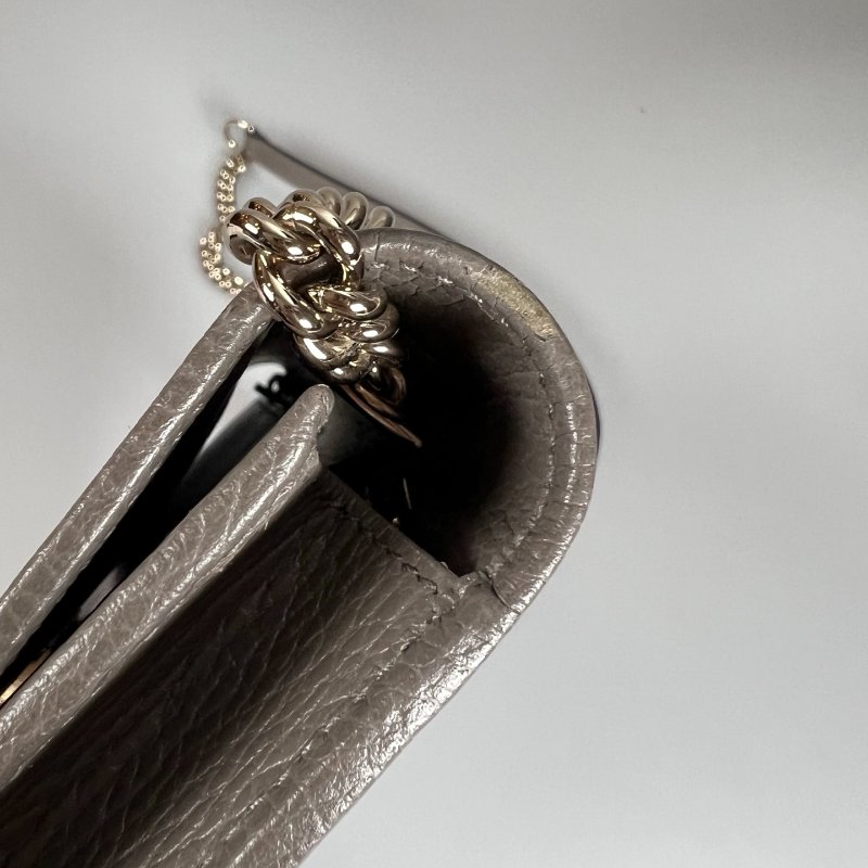 GUCCI 615523 灰SOHO 鐵牌肩背包-9