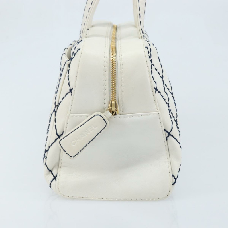 【日本直送】香奈兒 (CHANEL) 野性縫線手提包，白色皮革，金色雙C標誌，BAZ253A-2