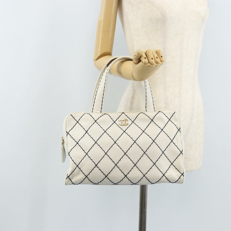 【日本直送】香奈兒 (CHANEL) 野性縫線手提包，白色皮革，金色雙C標誌，BAZ253A-22