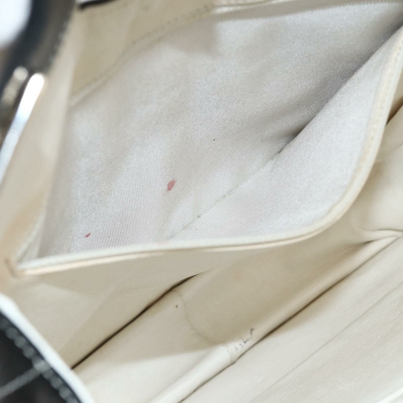 【日本直送】香奈兒 Choco Bar 鏈條肩背包 漆皮 米色 銀色 CC 標誌 正品 BA11764A-10