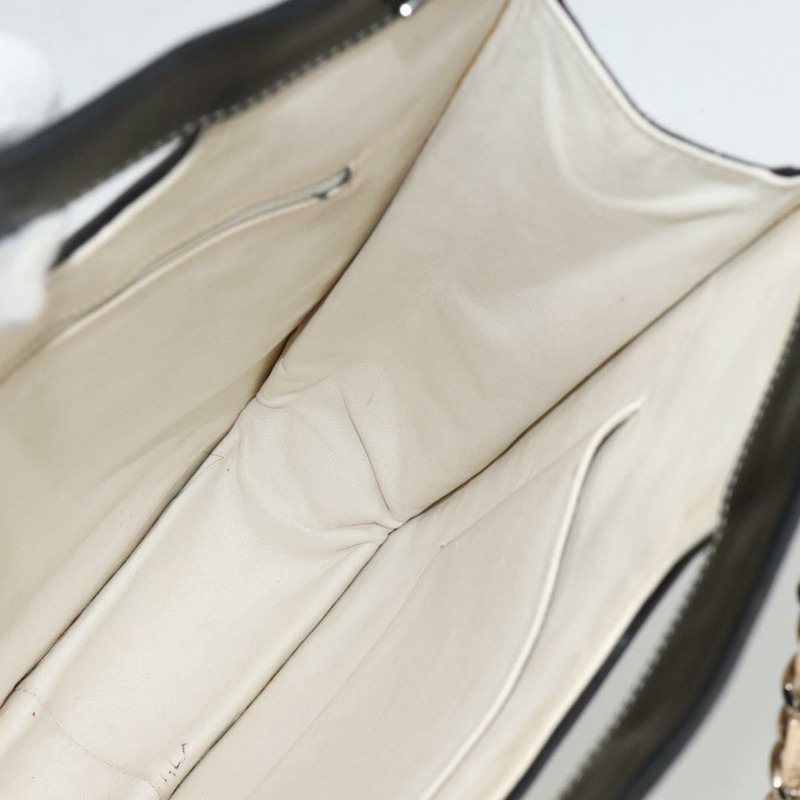 【日本直送】香奈兒 Choco Bar 鏈條肩背包 漆皮 米色 銀色 CC 標誌 正品 BA11764A-17