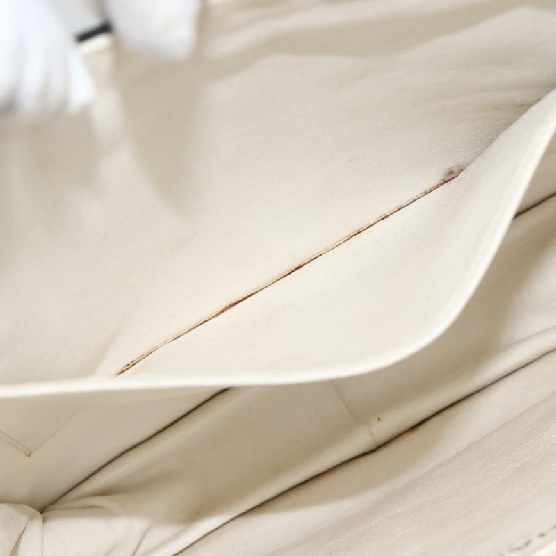 【日本直送】香奈兒 Choco Bar 鏈條肩背包 漆皮 米色 銀色 CC 標誌 正品 BA11764A-20