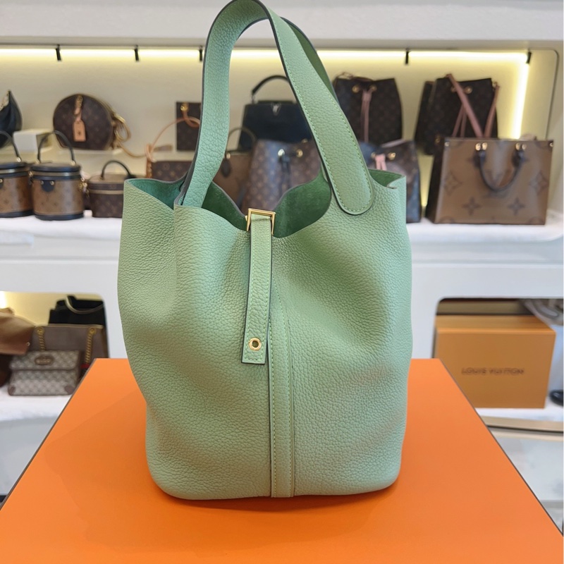 Hermes愛馬仕 牛油果綠色 菜籃子picotin22水桶包-1