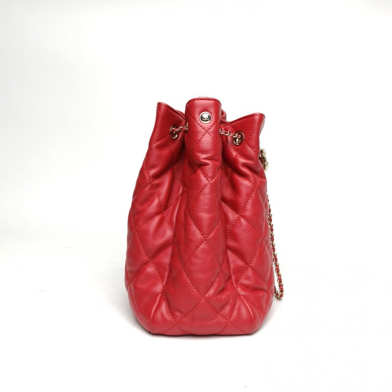 CHANEL 紅色牛皮29開金扣抽繩水桶包肩背包-1