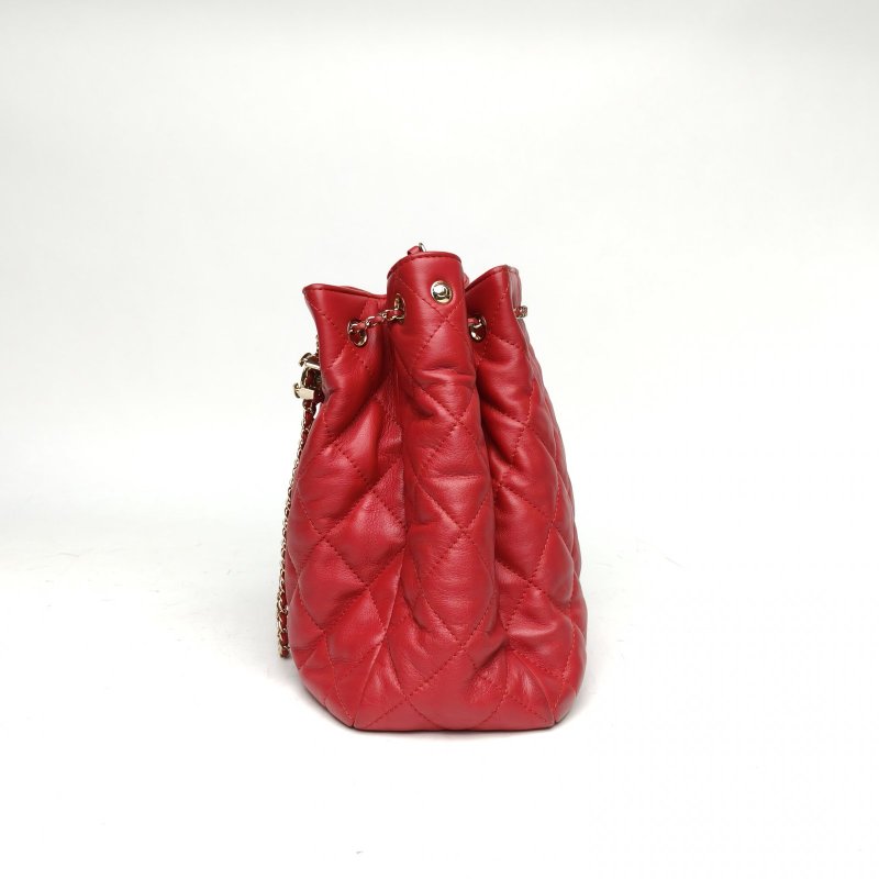 CHANEL 紅色牛皮29開金扣抽繩水桶包肩背包-3