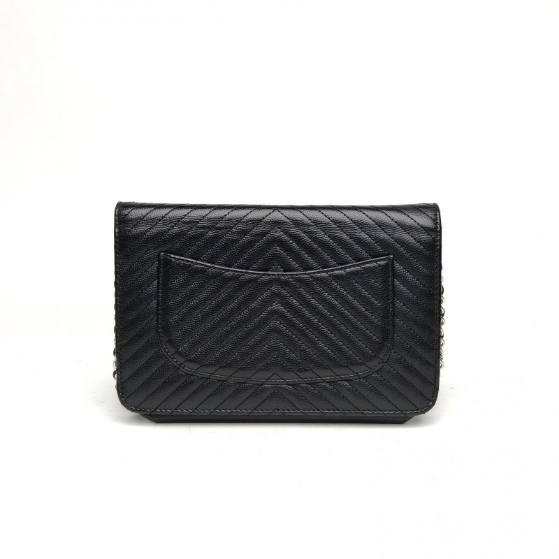 CHANEL CFWOC19黑色荔枝牛皮22開銀扣V紋肩背包-2