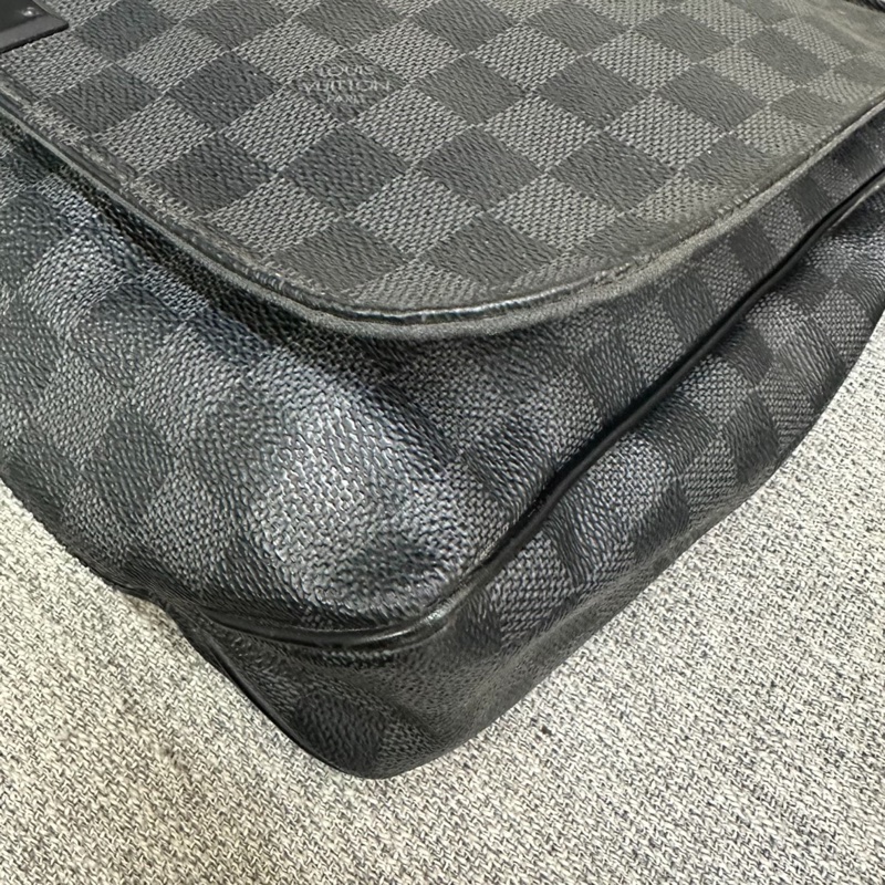 【NBA同款‼️帥爆了😆全網最低價】LV 黑色棋盤格 單肩包|斜背包|郵差包-6