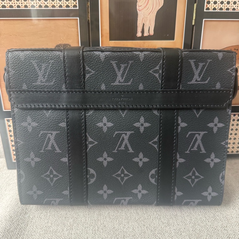 99新LouisVuitton路易威登 trunk黑花盒子郵差包 芯片款-1