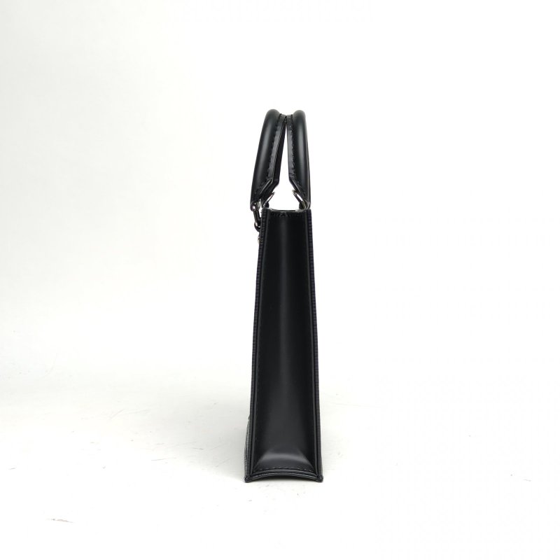 LOUIS VUITTON PETITSACPLAT琴譜包黑色EPI水波紋牛皮晶片肩背包-3