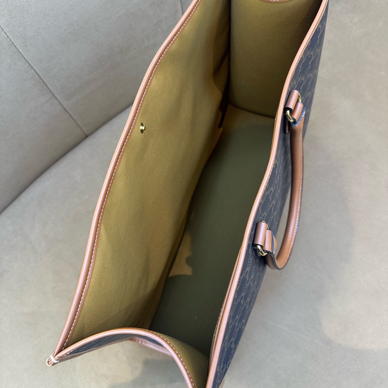 賽琳/Celine 老花橫版托特 21年編碼 尺寸43 x 30 x 10釐米)-9