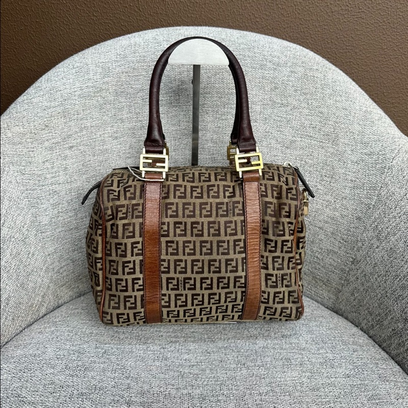 【經典棕色老花🤎中古潮人必備】Fendi 芬迪 棕色帆布老花 波士頓 手提包-2