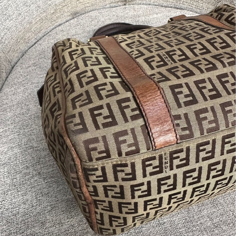 【經典棕色老花🤎中古潮人必備】Fendi 芬迪 棕色帆布老花 波士頓 手提包-5