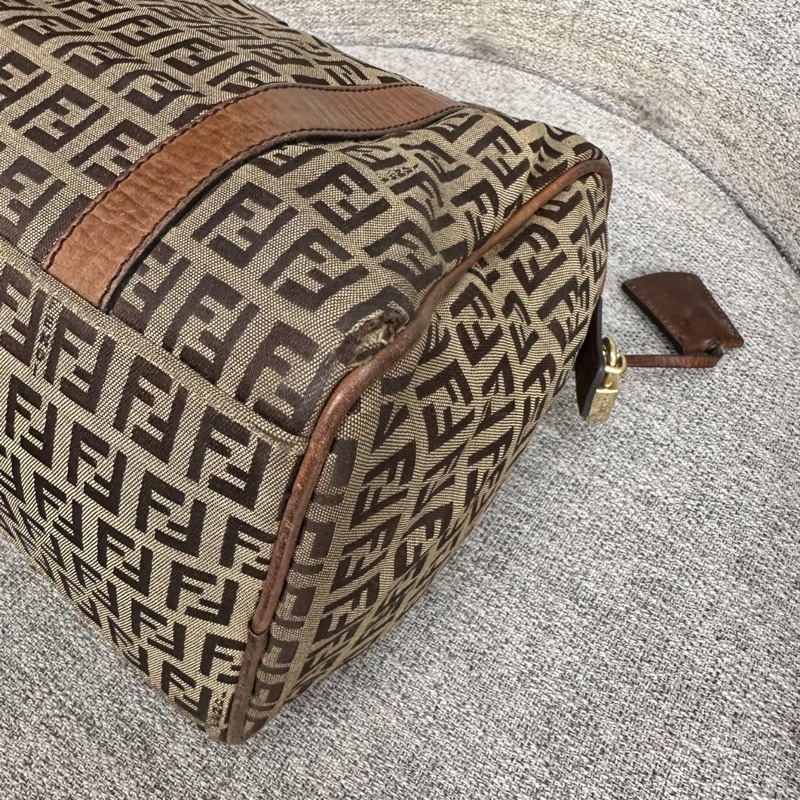 【經典棕色老花🤎中古潮人必備】Fendi 芬迪 棕色帆布老花 波士頓 手提包-6