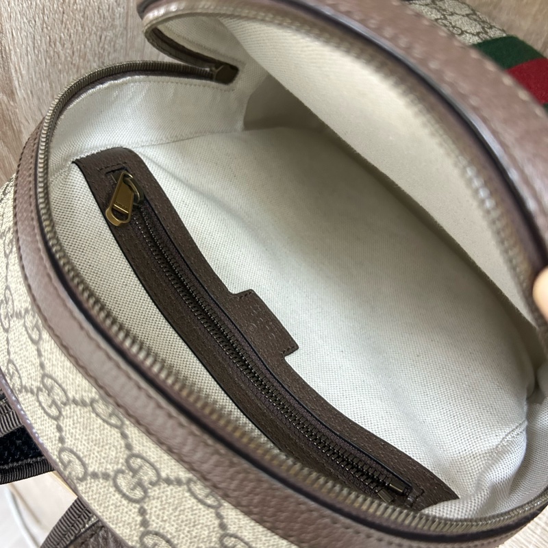 GUCCI經典後背包-11