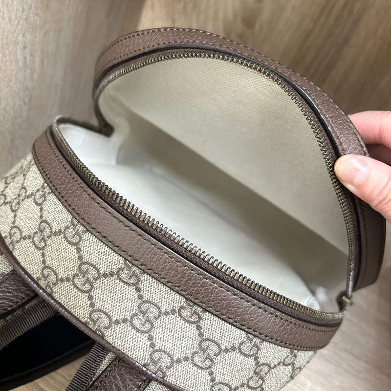 GUCCI經典後背包-12