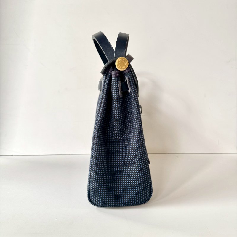 HERMES Herbag 31 稀有 華夫格藍 金釦 皮革 帆布 Black Noir 斜背包-1