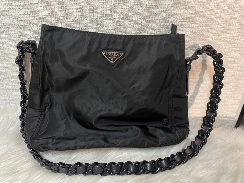 Prada 降落傘布面鏈條包-2