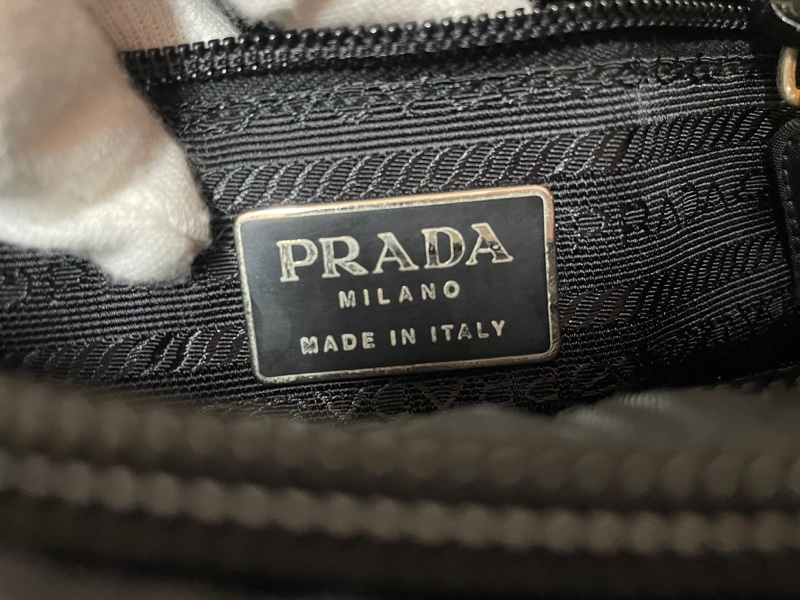 Prada 降落傘布面鏈條包-12