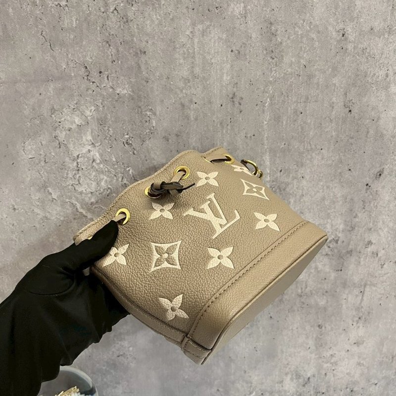 LV Nano Noe 水桶包 斑鳩灰 晶片款-9