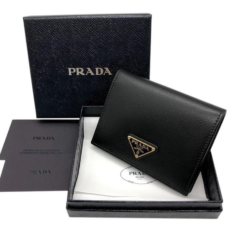 Prada wallet ( Black ) QHH / F0002
