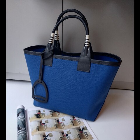 Hermes 黑把藍布身托特包 steeple 25